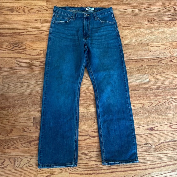 Wrangler Relaxed Boot Jeans Sz 34 x 32 NEW UNWORN PERFECT - Picture 2 of 6